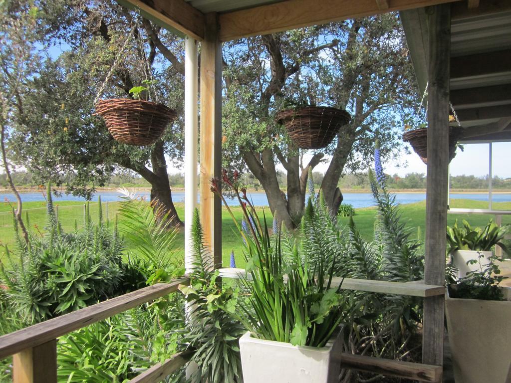 Lakes Entrance Waterfront Cottages With King Beds Exterior foto