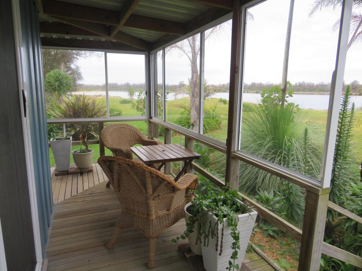 Lakes Entrance Waterfront Cottages With King Beds Exterior foto